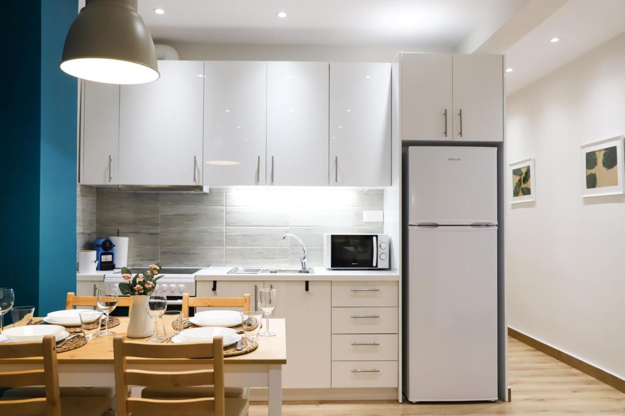 Luxury Seaview Apartment Con Vista Loutráki Eksteriør billede