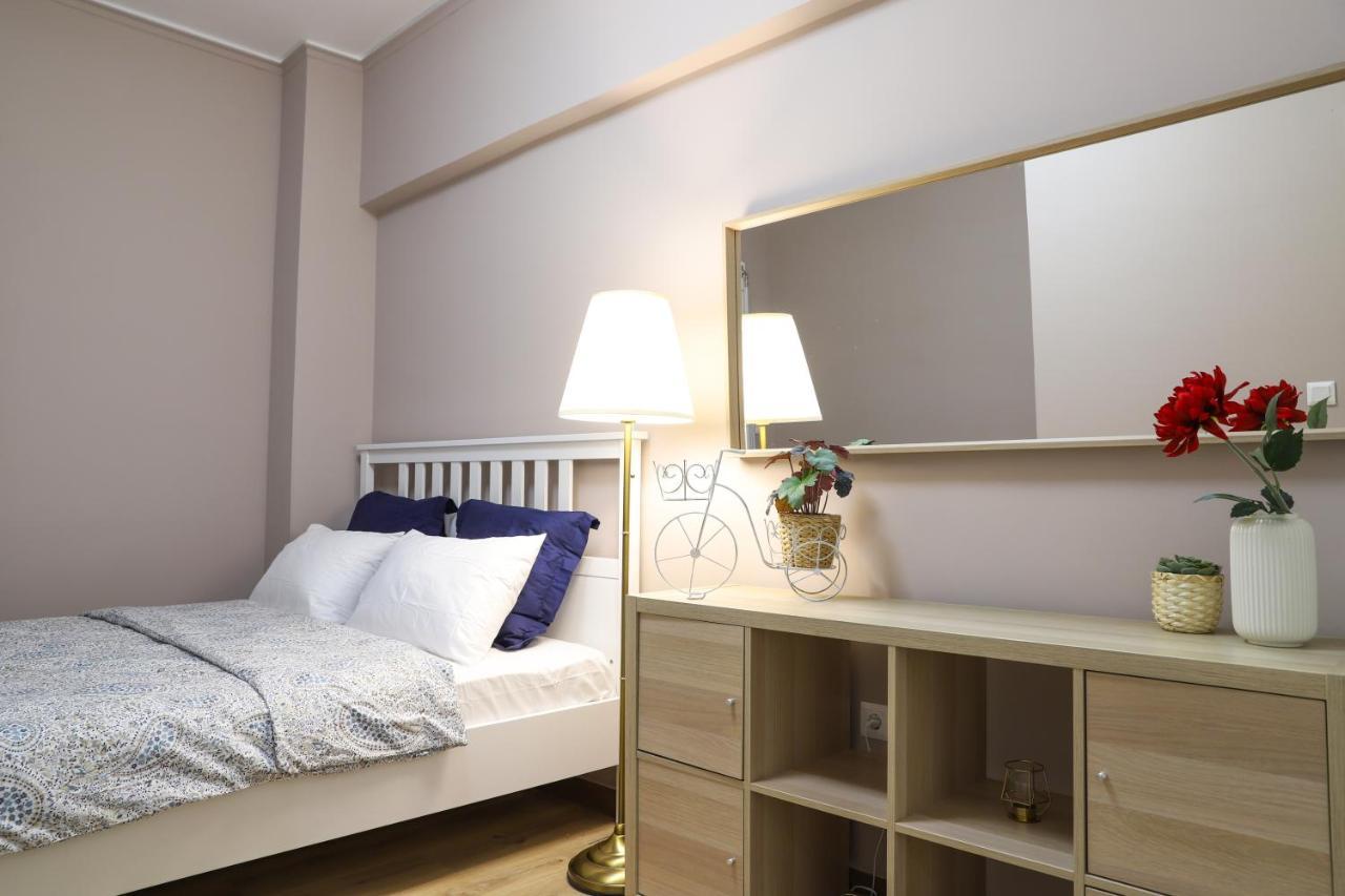 Luxury Seaview Apartment Con Vista Loutráki Eksteriør billede