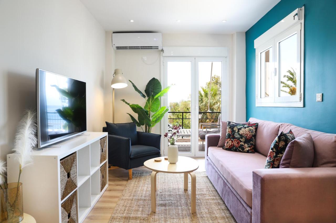 Luxury Seaview Apartment Con Vista Loutráki Eksteriør billede